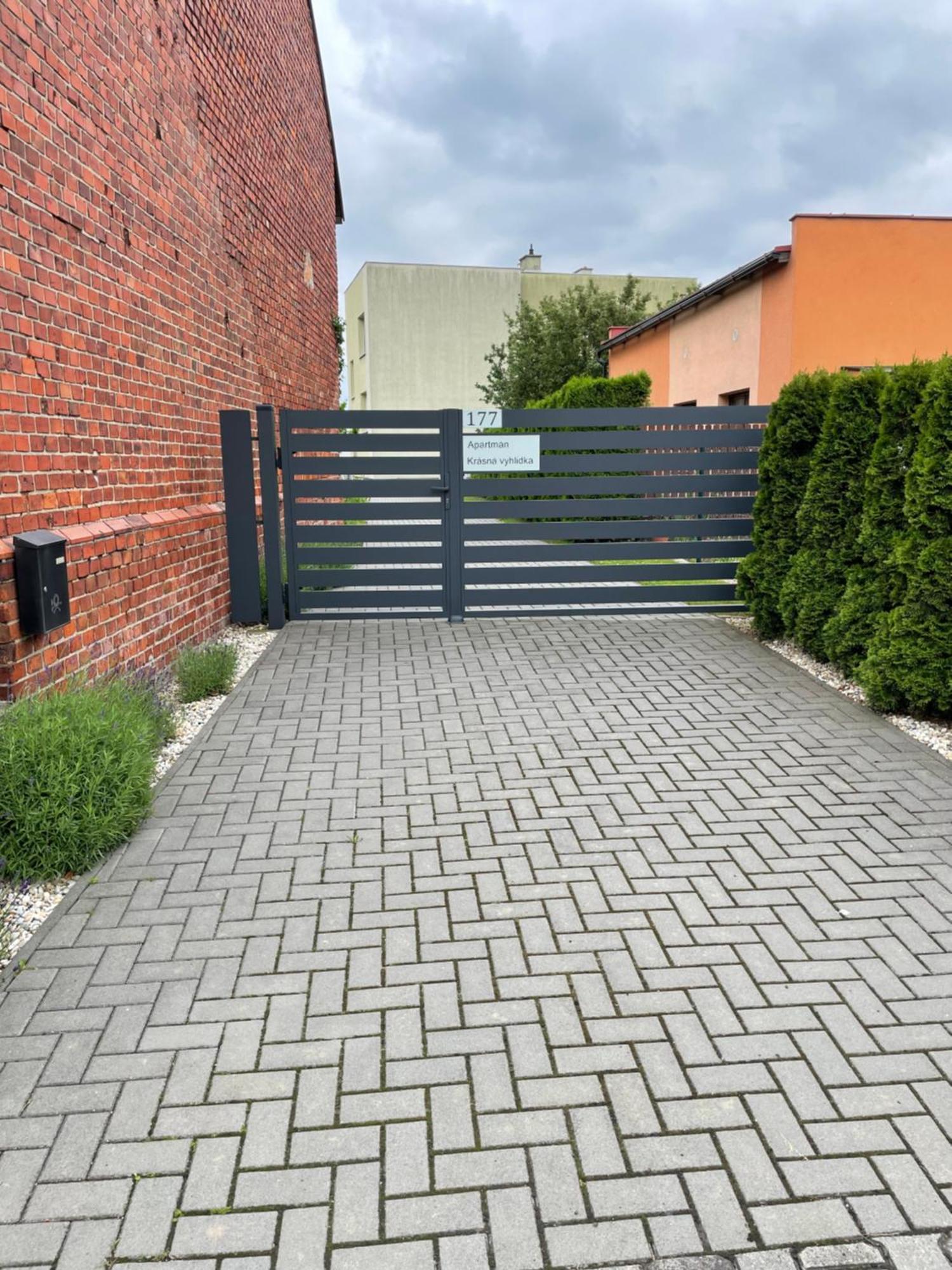 Krasna Vyhlidka Apartment Dolni Benesov